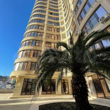 Продается 1-комнатная квартира, 42 м²