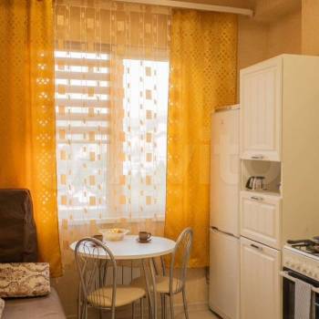 Сдается 1-комнатная квартира, 35 м²