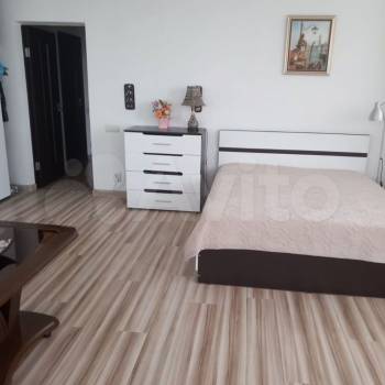 Продается 1-комнатная квартира, 65,7 м²