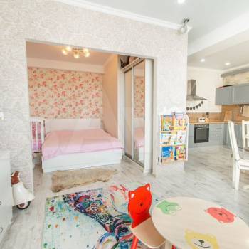 Продается 2-х комнатная квартира, 56 м²