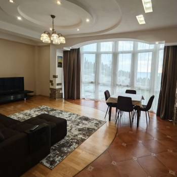 Сдается Многокомнатная квартира, 85 м²