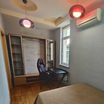 Сдается Многокомнатная квартира, 85 м²