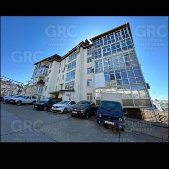 Продается 1-комнатная квартира, 35 м²