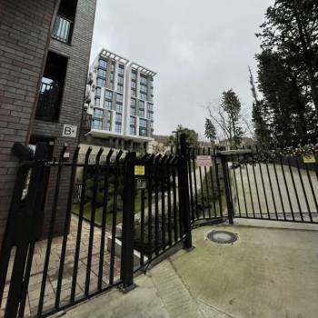 Продается 1-комнатная квартира, 28,5 м²