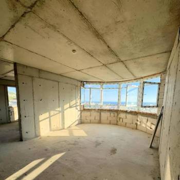 Продается 1-комнатная квартира, 83,4 м²