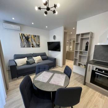 Сдается 1-комнатная квартира, 46 м²