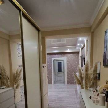 Продается 1-комнатная квартира, 51 м²