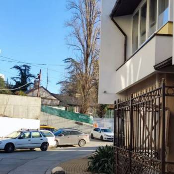 Сдается 2-х комнатная квартира, 83 м²