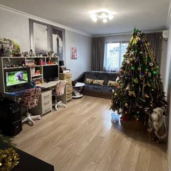 Продается Многокомнатная квартира, 122,8 м²