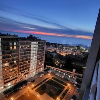 Продается 1-комнатная квартира, 46,7 м²