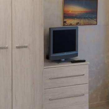 Продается 1-комнатная квартира, 112,5 м²