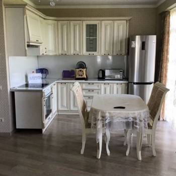 Сдается 2-х комнатная квартира, 74 м²