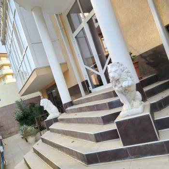 Продается 1-комнатная квартира, 45 м²