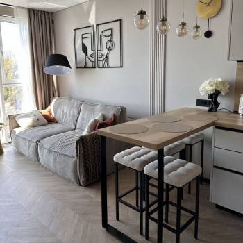 Продается 1-комнатная квартира, 36 м²