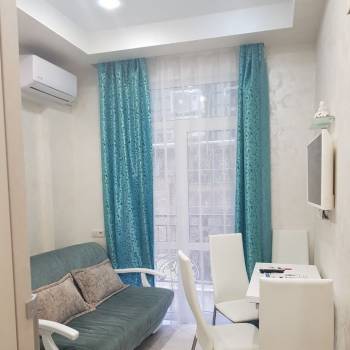 Продается 1-комнатная квартира, 32 м²