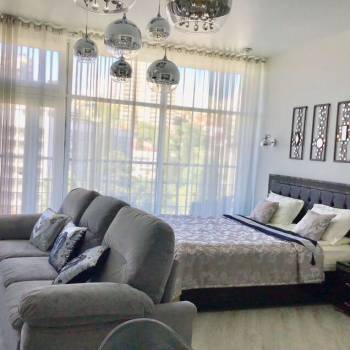 Сдается 1-комнатная квартира, 54 м²