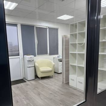 Сдается Нежилое помещение, 32 м²