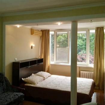 Продается 1-комнатная квартира, 32 м²