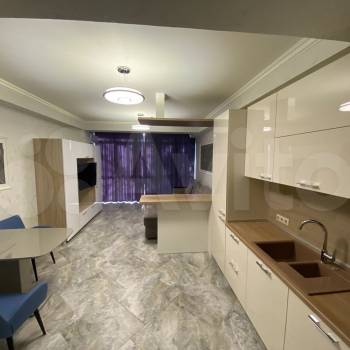 Сдается 1-комнатная квартира, 50 м²