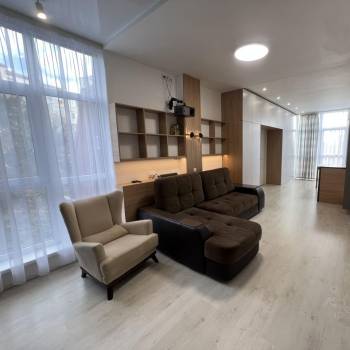 Сдается Многокомнатная квартира, 80 м²