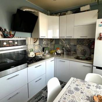 Продается 3-х комнатная квартира, 47 м²