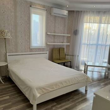 Сдается 1-комнатная квартира, 55 м²