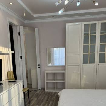 Сдается 1-комнатная квартира, 55 м²