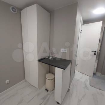 Продается 1-комнатная квартира, 10 м²