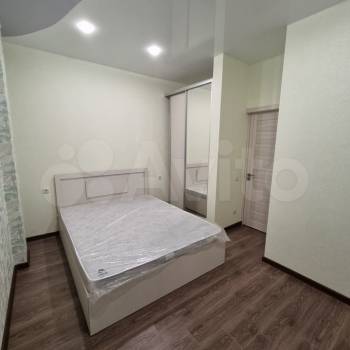 Сдается Многокомнатная квартира, 60 м²