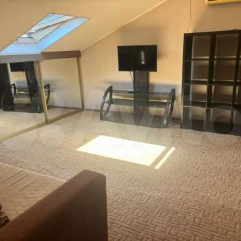 Сдается 2-х комнатная квартира, 70 м²