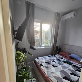 Продается 1-комнатная квартира, 35 м²