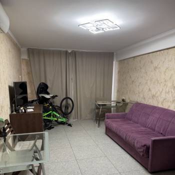 Продается 1-комнатная квартира, 48,6 м²