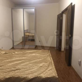 Сдается Многокомнатная квартира, 90 м²