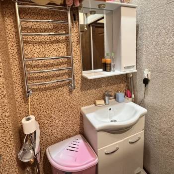 Сдается Многокомнатная квартира, 100 м²