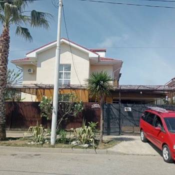 Продается Дом, 400 м²