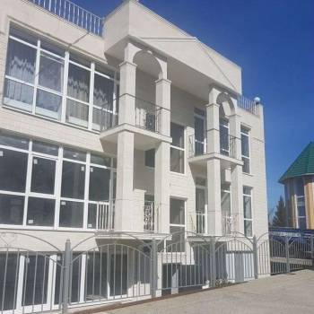 Продается Многокомнатная квартира, 95 м²