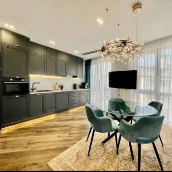 Продается Многокомнатная квартира, 94 м²