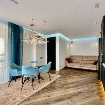 Продается Многокомнатная квартира, 94 м²