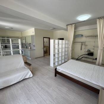 Сдается 1-комнатная квартира, 54 м²