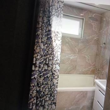 Продается 1-комнатная квартира, 50,8 м²