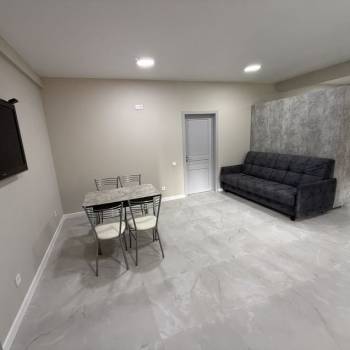 Продается 1-комнатная квартира, 40 м²