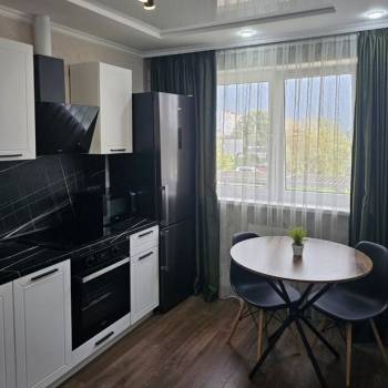 Продается 1-комнатная квартира, 30,8 м²