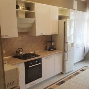 Продается 1-комнатная квартира, 47 м²