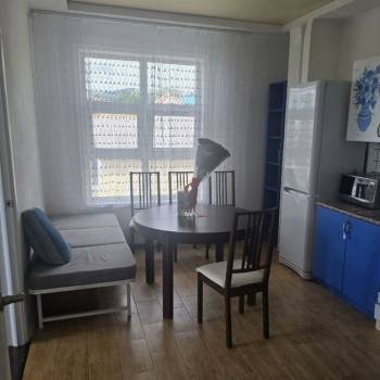 Сдается 2-х комнатная квартира, 63 м²