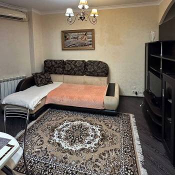 Продается 1-комнатная квартира, 33 м²
