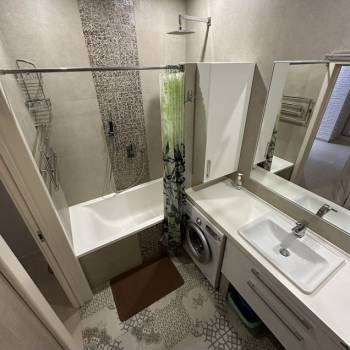 Сдается 1-комнатная квартира, 57,6 м²