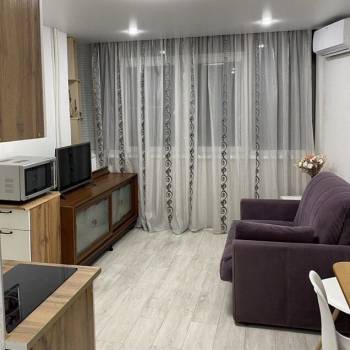 Продается 1-комнатная квартира, 18 м²