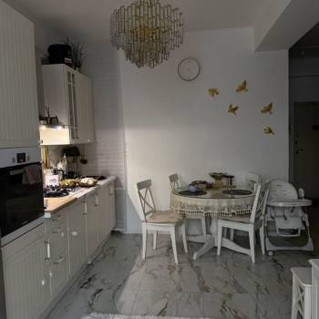 Продается 2-х комнатная квартира, 58 м²