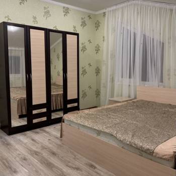 Сдается Многокомнатная квартира, 169 м²