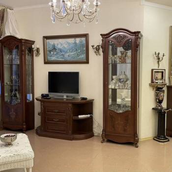 Продается Многокомнатная квартира, 147,2 м²